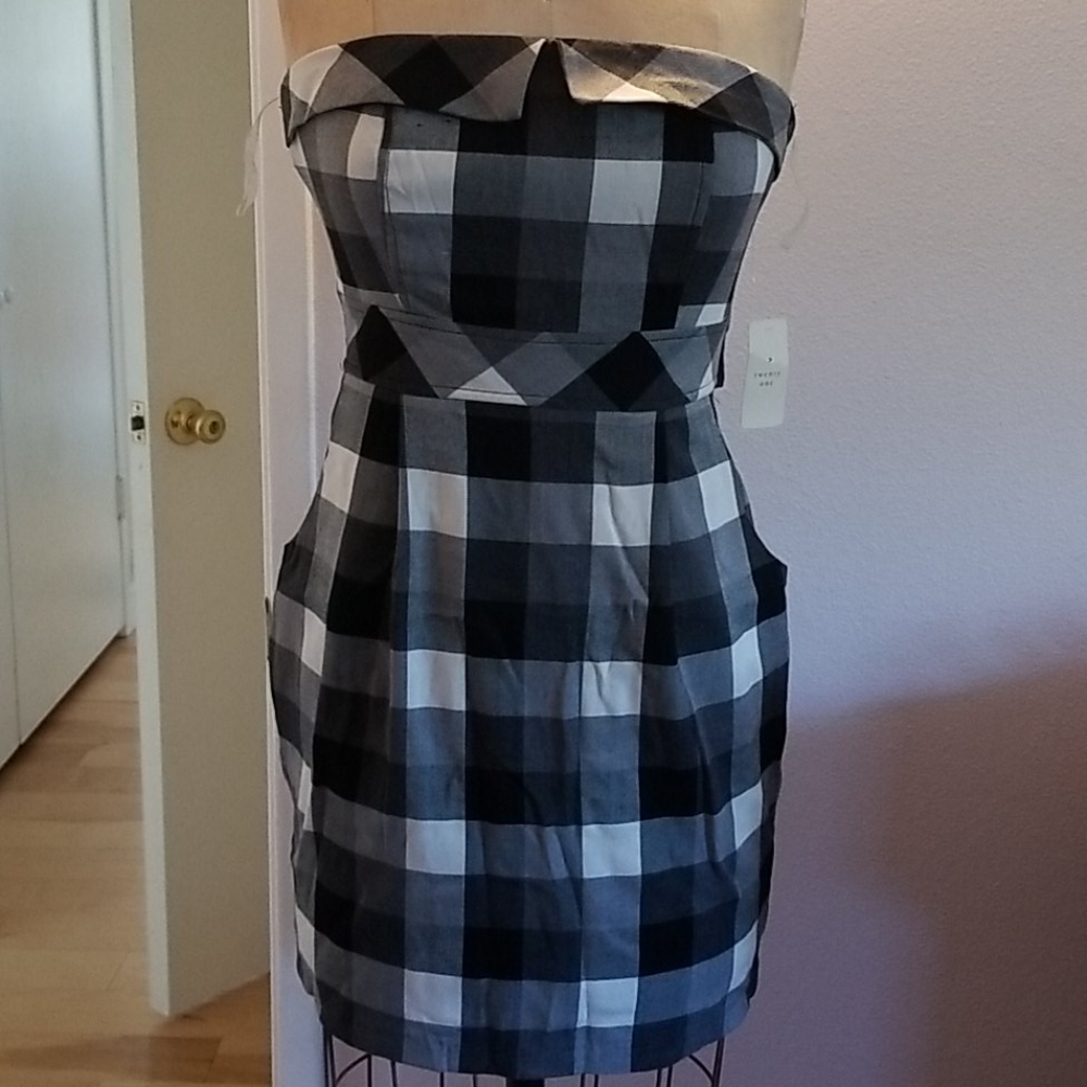 NWT Forever 21 colorblock knit strapless tie dress